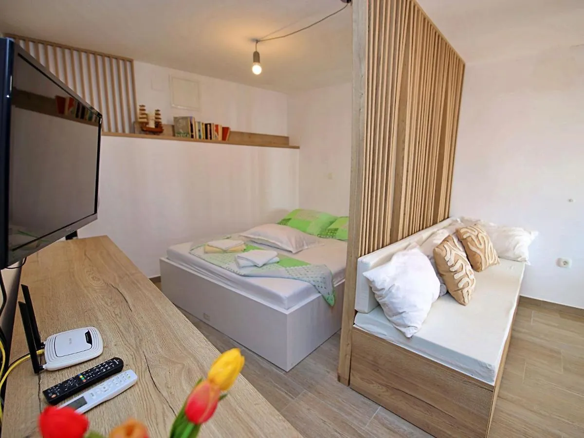 Apartment Borka-3 By Interhome Trogir 0*,